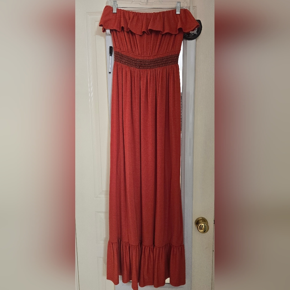 Off-Shoulder Red Maxi Dress, Size S